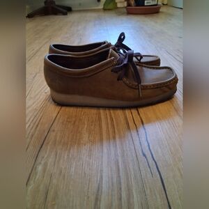 Clark's Wallabees Size 39 / 8